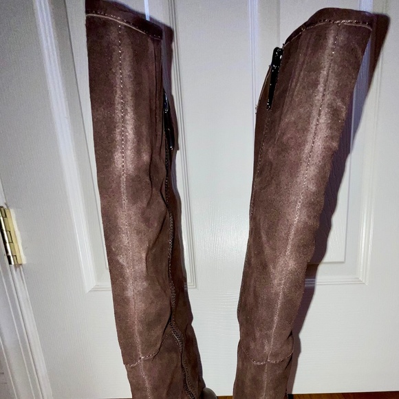 Authentic Donald J Pliner - Picture 12 of 13